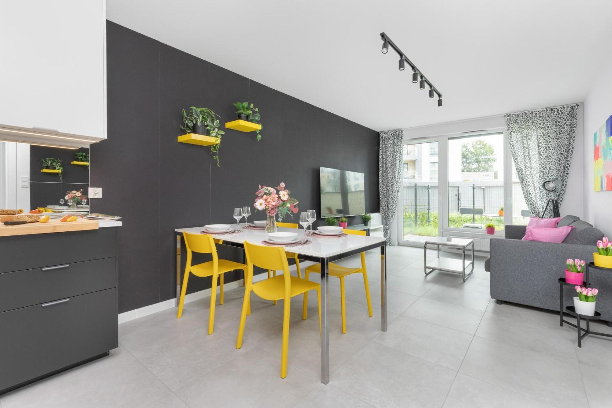 Apartment Sea And Stadium In Good Design With Parking & Garden By Rent Like *