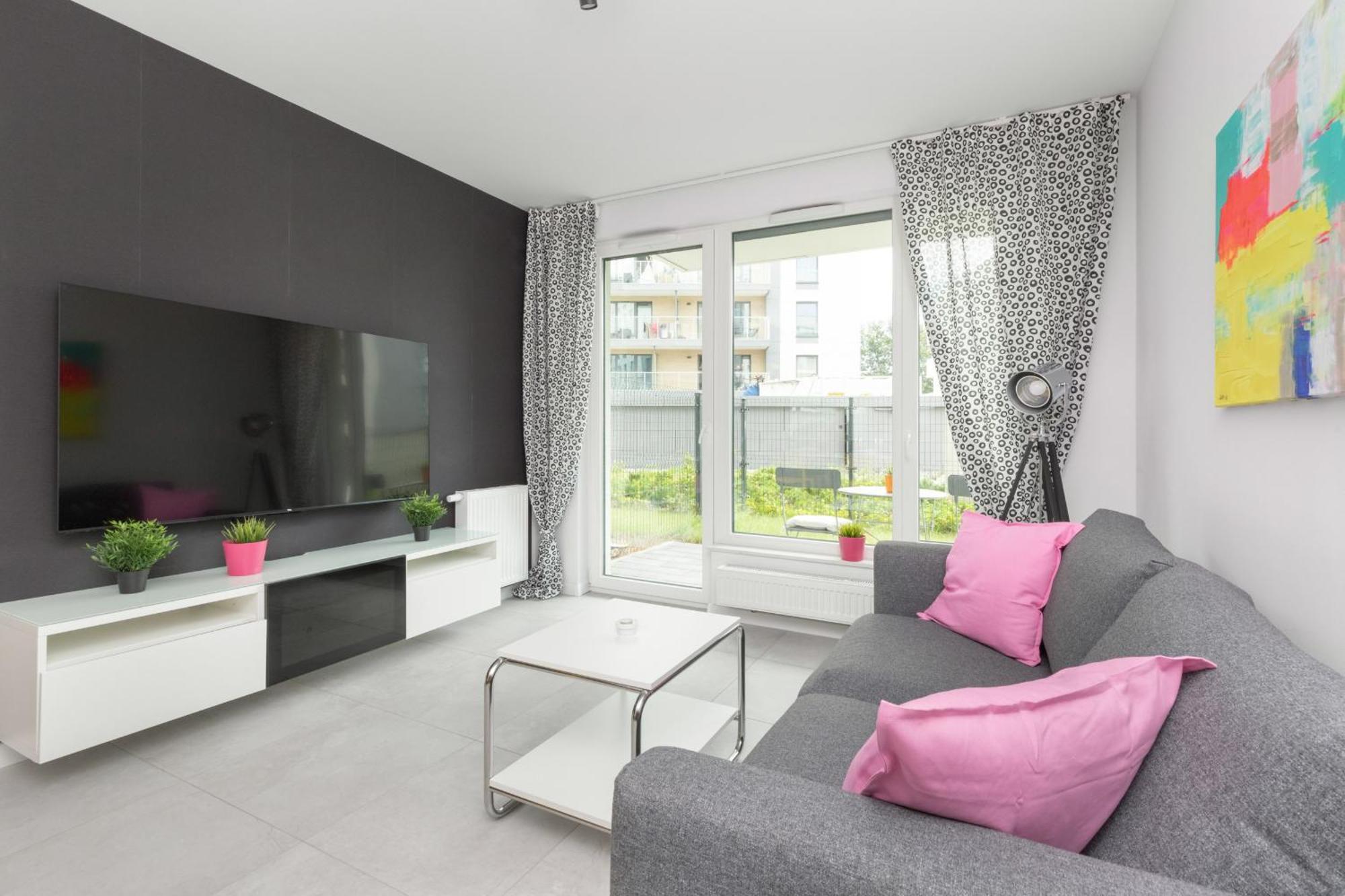 Sea And Stadium In Good Design With Parking & Garden By Rent Like Apartment